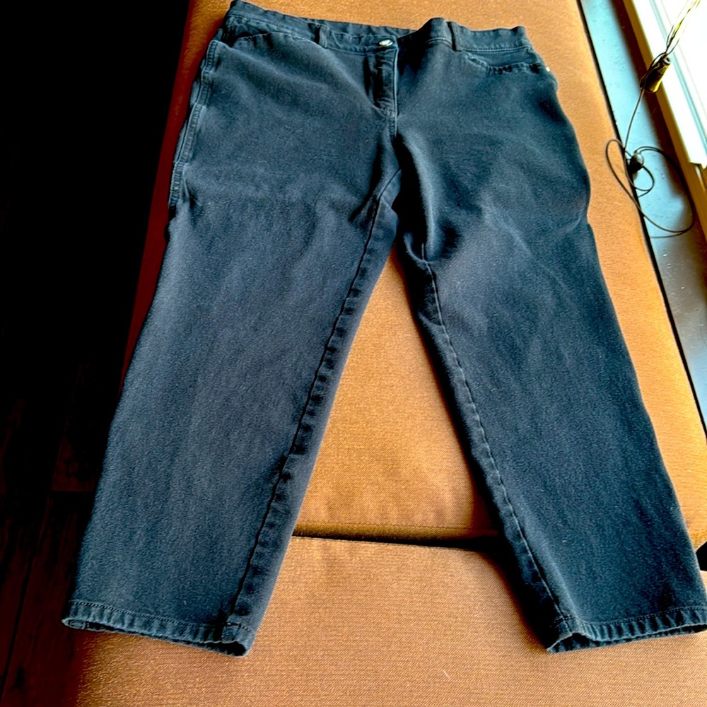 Chicos black capri jeans, Chicos size 2.5